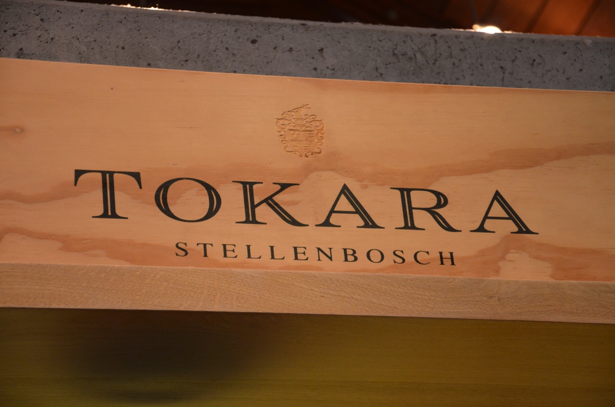 Enseigne du domaine viticole Tokara à Stellenbosch